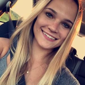 Meet your Posher, Dani